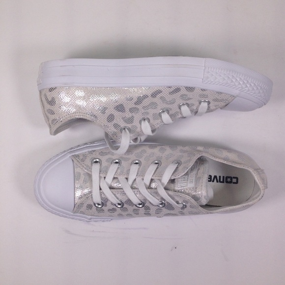 Converse INC CTAS Ox White/Silver/Wh Sneakers - Picture 3 of 9